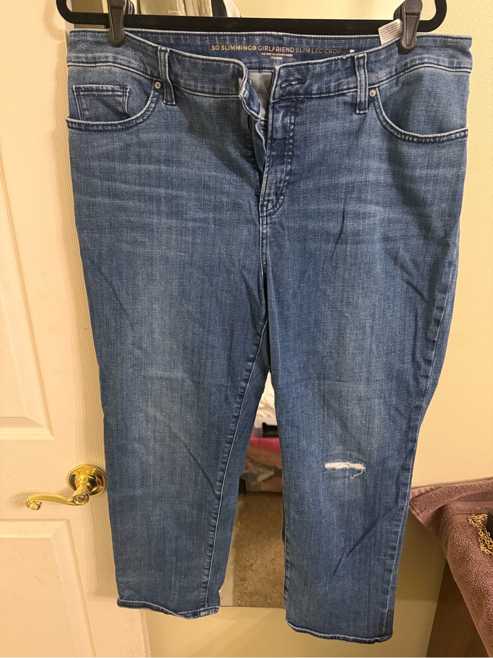 Chico's So Slimming Girlfriend Slim Leg Crop Jeans